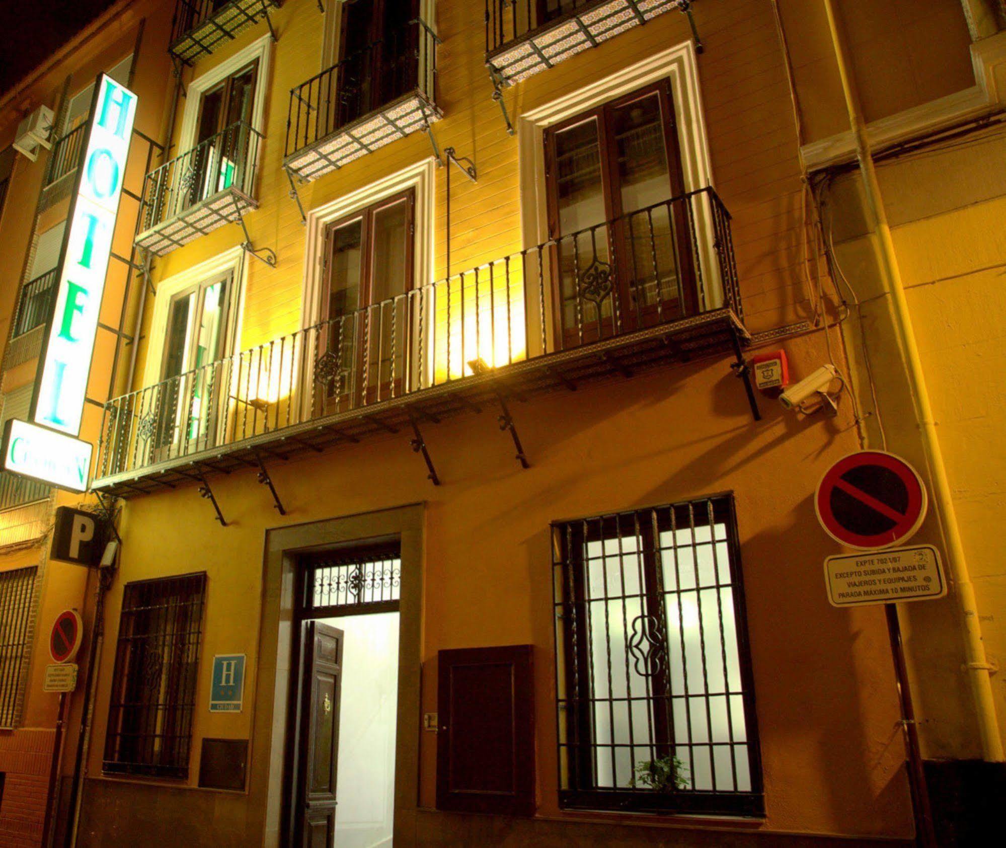 Cedran Hotel 2*