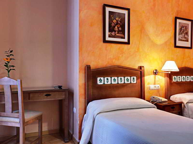 Cedran Hotel 2*